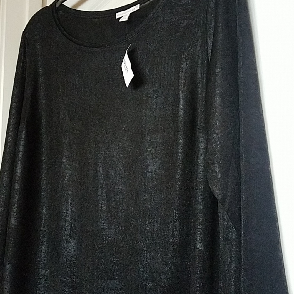 Shirt - Picture 4 of 4